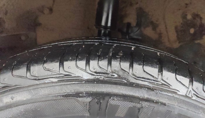 2022 Tata NEXON XM SUNROOF DIESEL, Diesel, Manual, 70,223 km, Right Rear Tyre Tread