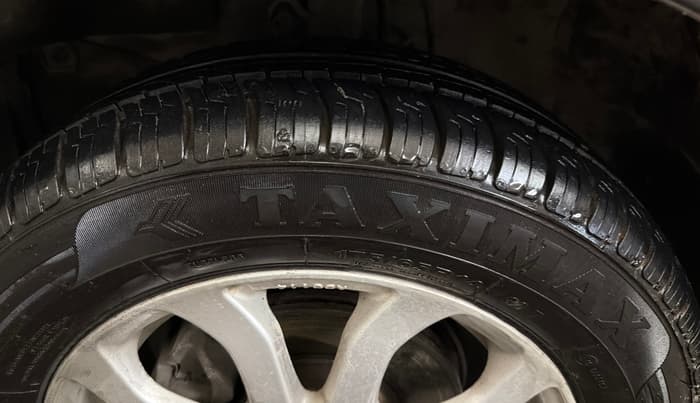 2015 Honda Amaze 1.2L I-VTEC VX, Petrol, Manual, 63,928 km, Left Front Tyre Tread