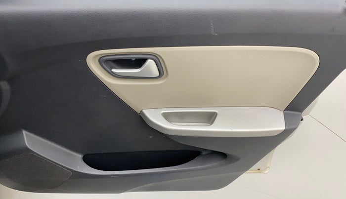 2016 Maruti Alto K10 VXI (O) AMT, Petrol, Automatic, 61,473 km, Driver Side Door Panels Control