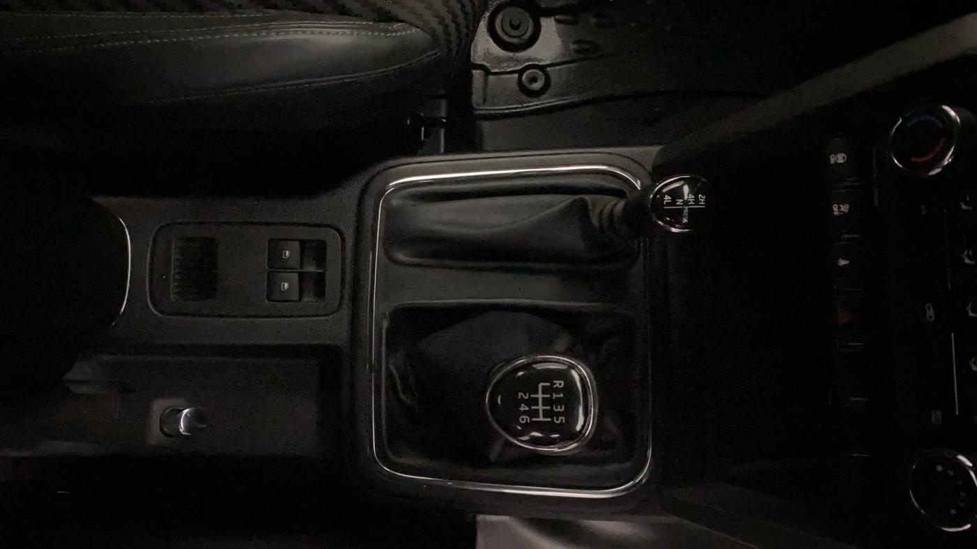 2021 Mahindra Thar LX HT PETROL 4WD MT, Petrol, Manual, 60,573 km, Gear Lever