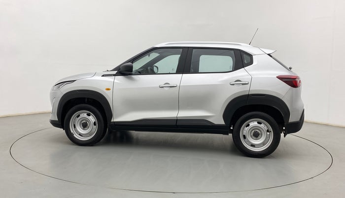 2022 Nissan MAGNITE XE, Petrol, Manual, 22,118 km, Left Side