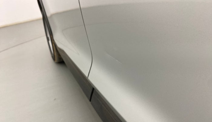 2022 Nissan MAGNITE XE, Petrol, Manual, 22,118 km, Rear left door - Slightly dented