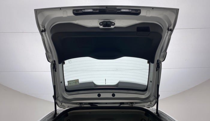 2022 Nissan MAGNITE XE, Petrol, Manual, 22,118 km, Boot Door Open