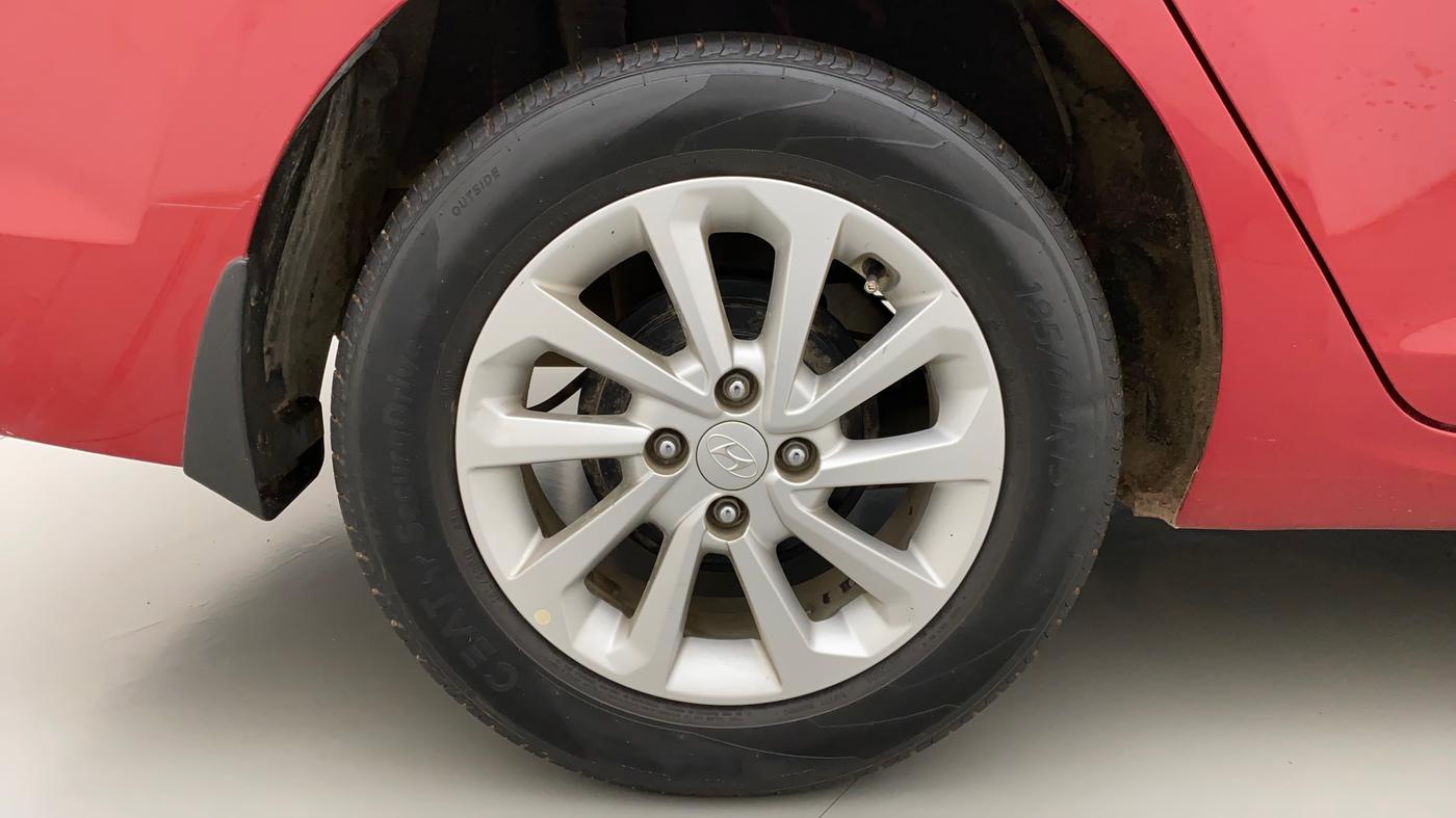 2018 Hyundai Verna 1.6 EX VTVT AT, Petrol, Automatic, 18,046 km, Right Rear Wheel