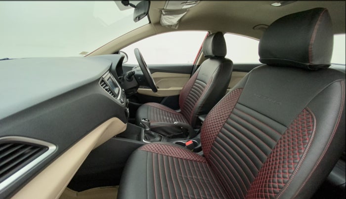 2018 Hyundai Verna 1.6 EX VTVT AT, Petrol, Automatic, 18,046 km, Right Side Front Door Cabin