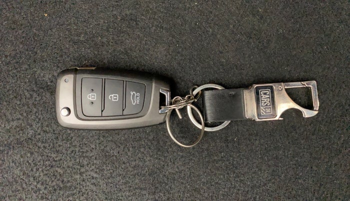 2018 Hyundai Verna 1.6 EX VTVT AT, Petrol, Automatic, 18,046 km, Key Close Up