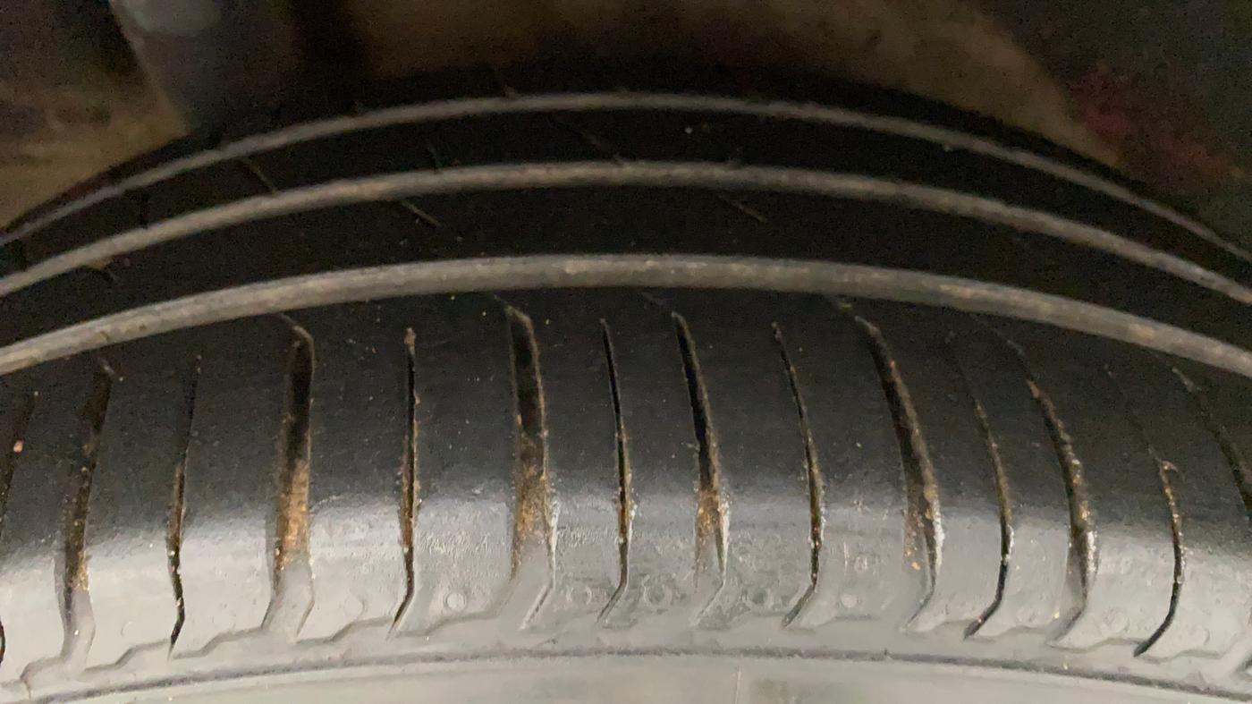 2018 Hyundai Verna 1.6 EX VTVT AT, Petrol, Automatic, 18,046 km, Right Rear Tyre Tread