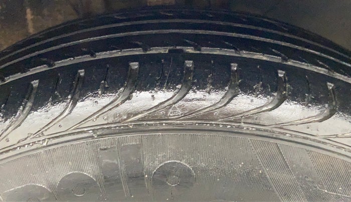 2019 Volkswagen Polo Trendline 1.0 L Petrol, Petrol, Manual, 20,529 km, Right Front Tyre Tread