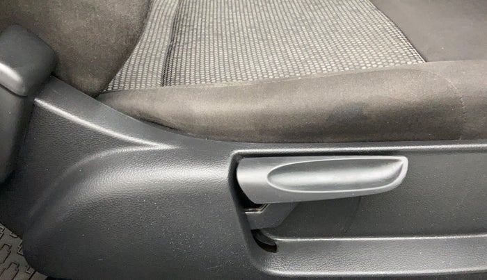 2019 Volkswagen Polo Trendline 1.0 L Petrol, Petrol, Manual, 20,529 km, Driver Side Adjustment Panel