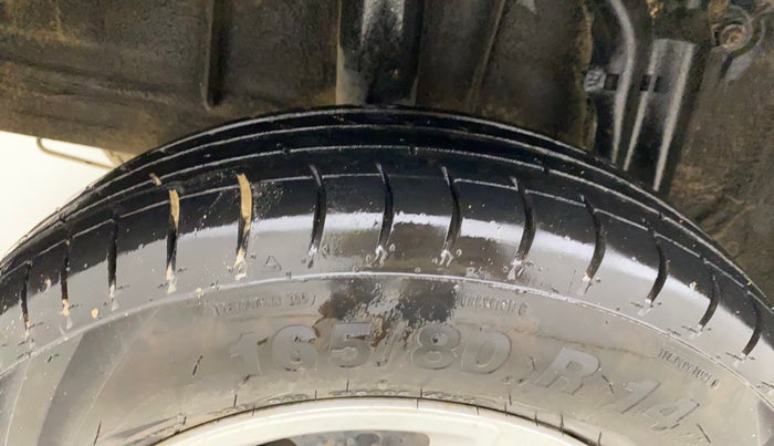 2022 Renault TRIBER RXL MT, Petrol, Manual, 68,363 km, Right Rear Tyre Tread