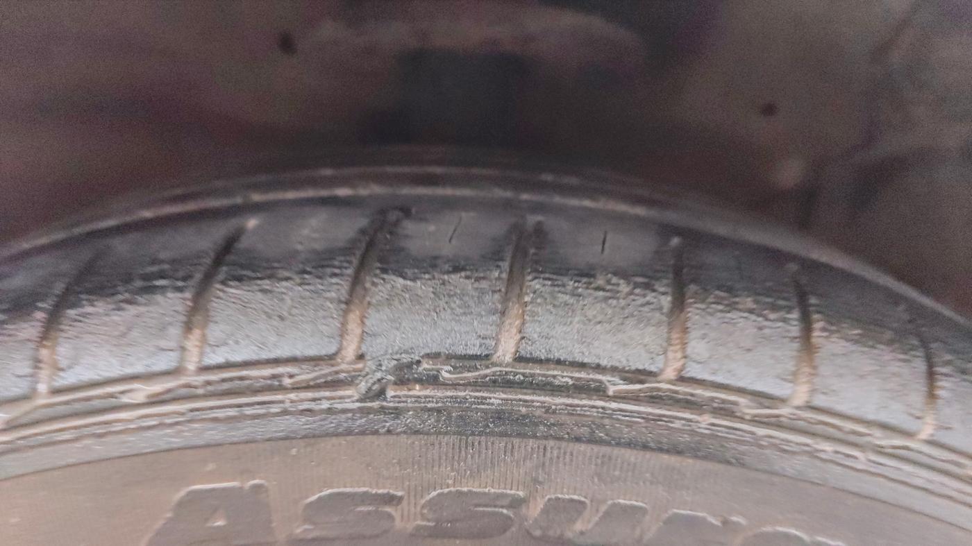 2020 Maruti Ciaz ALPHA 1.5 SHVS PETROL, Petrol, Manual, 47,409 km, Right Front Tyre Tread