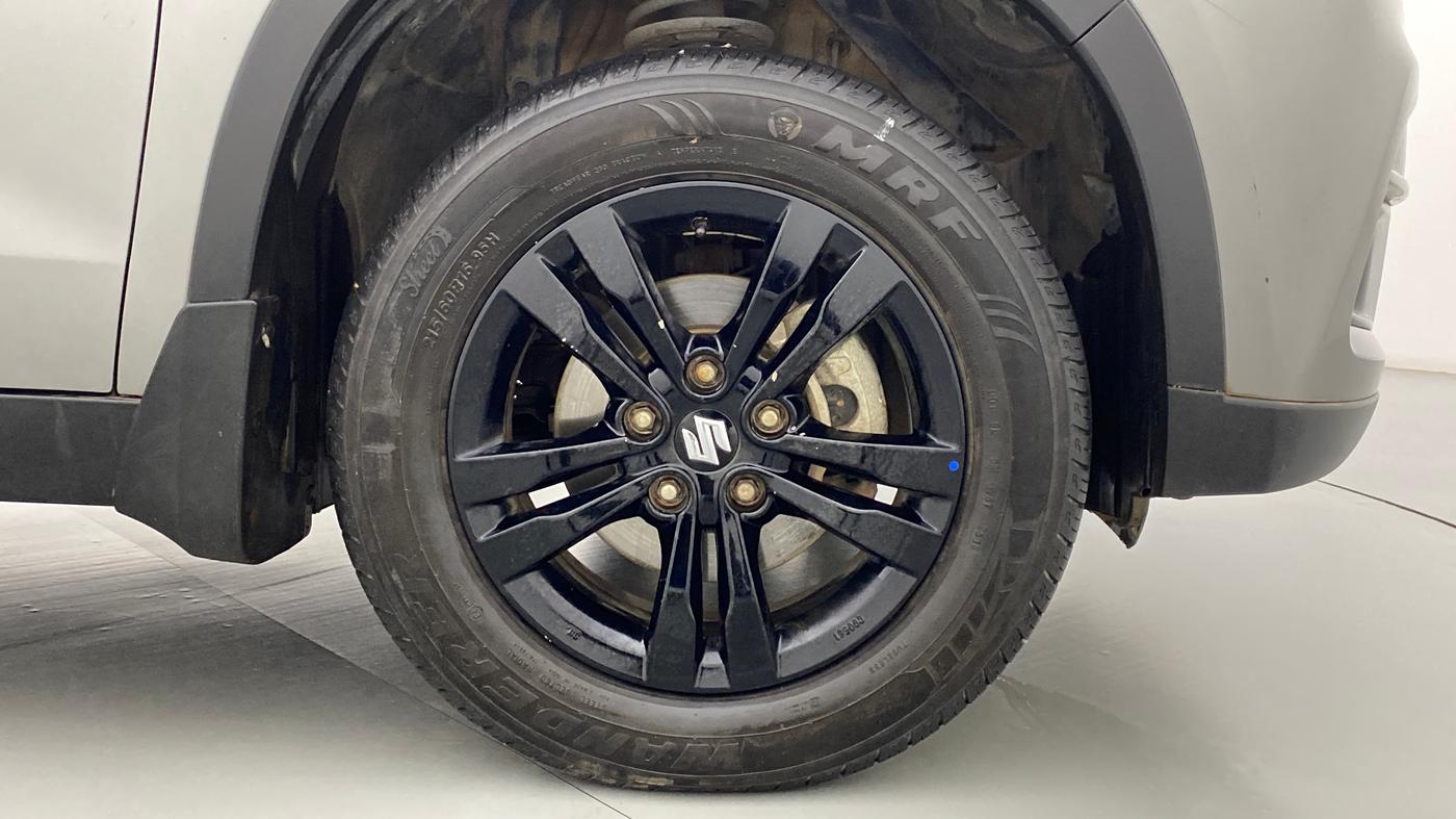 2018 Maruti Vitara Brezza ZDI + AMT, Diesel, Automatic, 38,594 km, Right Front Wheel