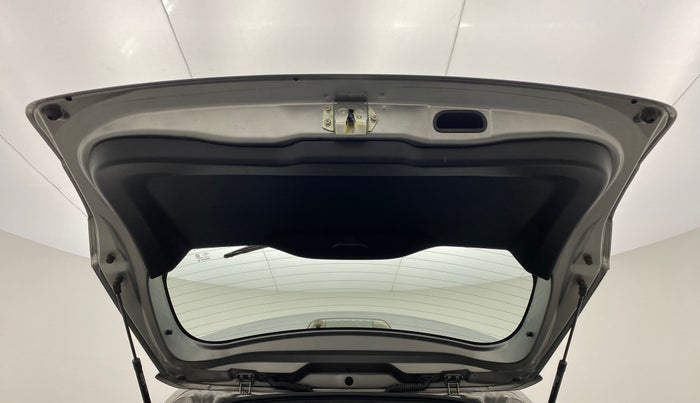 2018 Maruti Vitara Brezza ZDI + AMT, Diesel, Automatic, 38,594 km, Boot Door Open