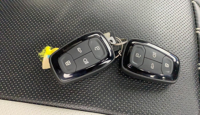 2023 Tata TIAGO NRG XZ MT, Petrol, Manual, 15,529 km, Key Close Up