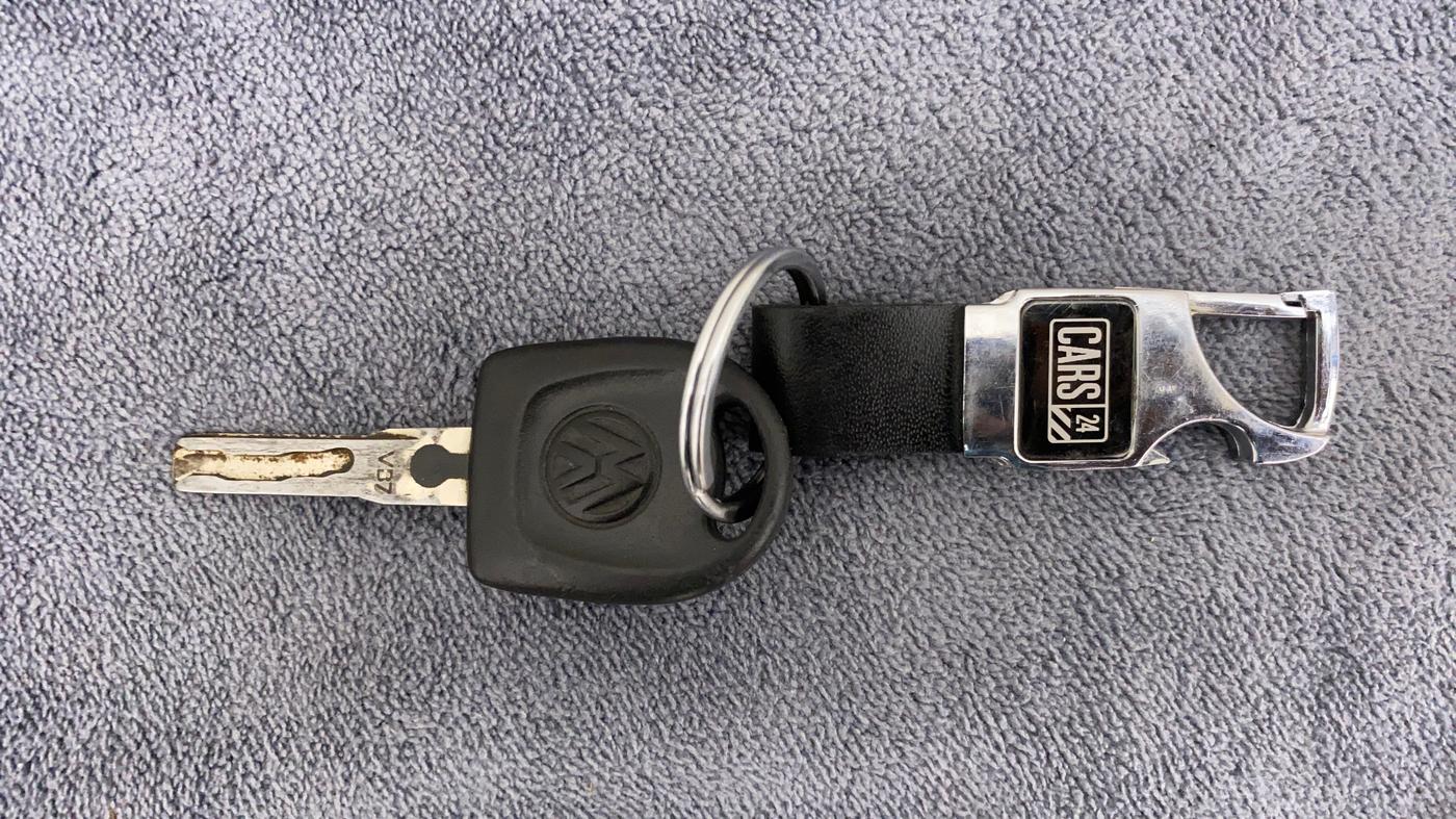 2010 Volkswagen Polo TRENDLINE 1.2L PETROL, Petrol, Manual, 95,672 km, Key Close Up