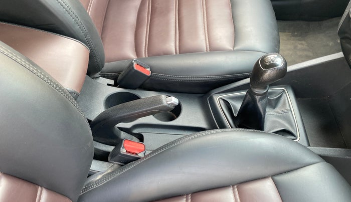 2015 Hyundai Elite i20 SPORTZ 1.2, Petrol, Manual, 59,872 km, Gear Lever