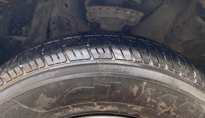 2015 Hyundai Elite i20 SPORTZ 1.2, Petrol, Manual, 59,872 km, Left Front Tyre Tread