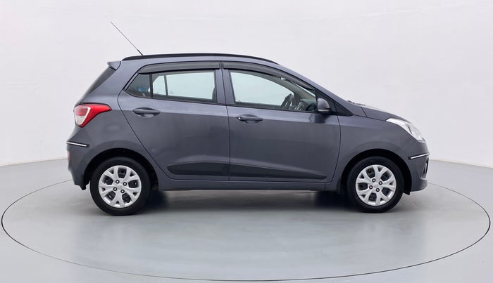 2015 Hyundai Grand i10 SPORTZ 1.2 KAPPA VTVT, Petrol, Manual, 35,513 km, Right Side View