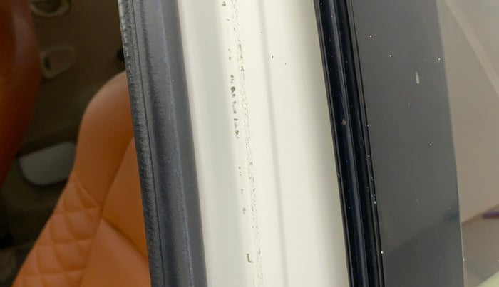 2012 Honda Brio S MT, Petrol, Manual, 59,443 km, Left B pillar - Minor scratches