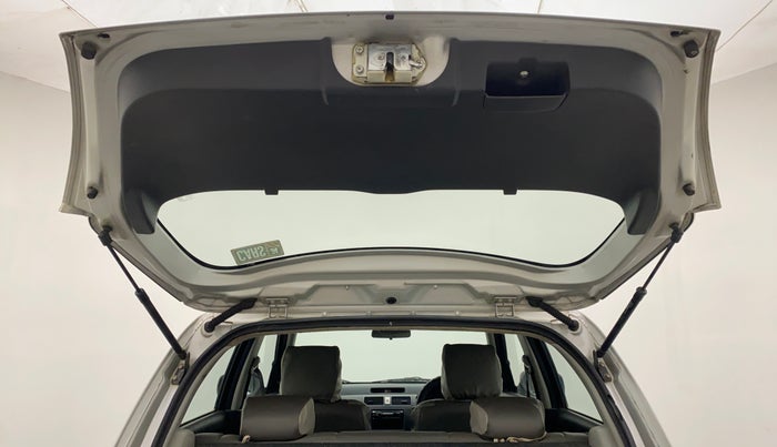 2010 Maruti Swift VXI ABS, Petrol, Manual, 67,370 km, Boot Door Open