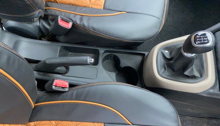 2015 Hyundai Xcent S 1.2, Petrol, Manual, 32,752 km, Gear Lever