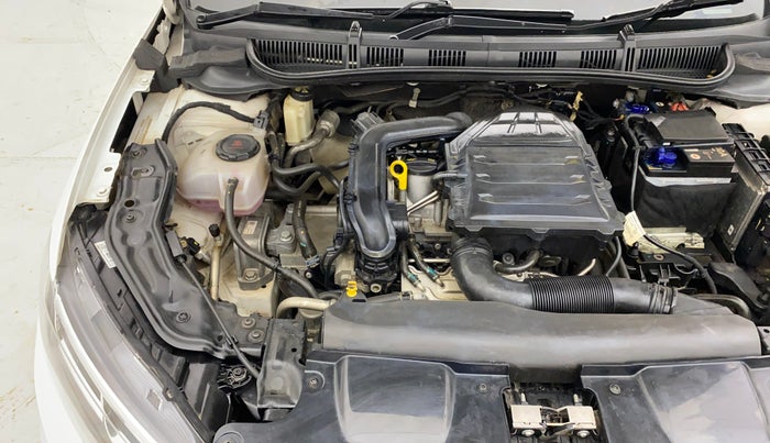 2022 Volkswagen VIRTUS HIGHLINE TSI 1.0 AT, Petrol, Automatic, 65,564 km, Engine View - Left