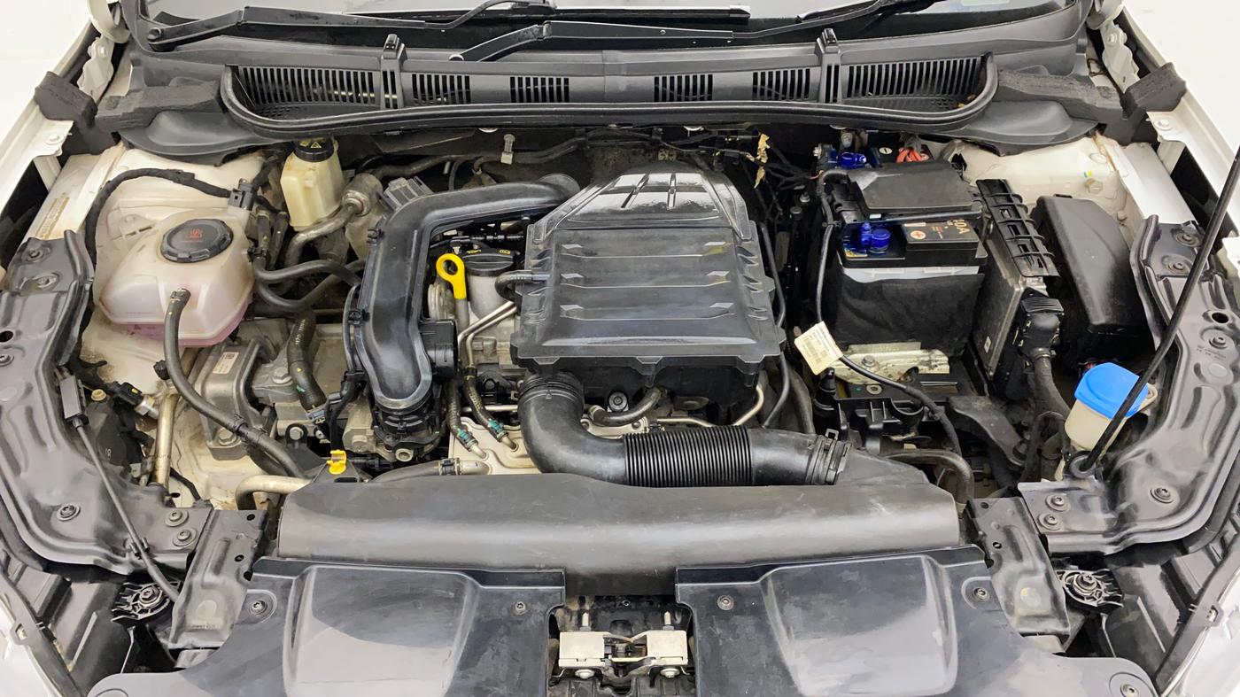 2022 Volkswagen VIRTUS HIGHLINE TSI 1.0 AT, Petrol, Automatic, 65,564 km, Engine View