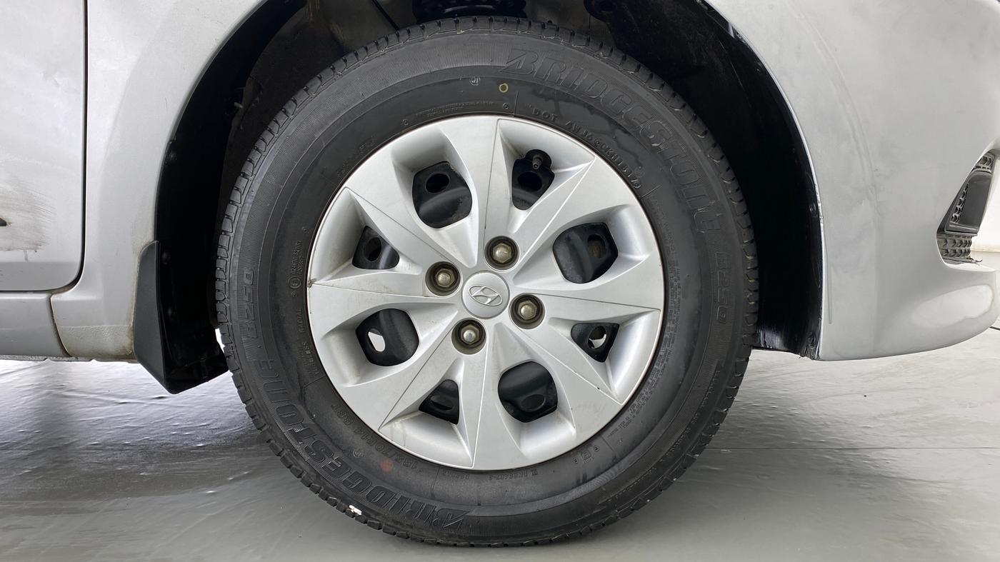 2017 Hyundai Elite i20 Magna Executive 1.2, Petrol, Manual, 17,698 km, Right Front Wheel