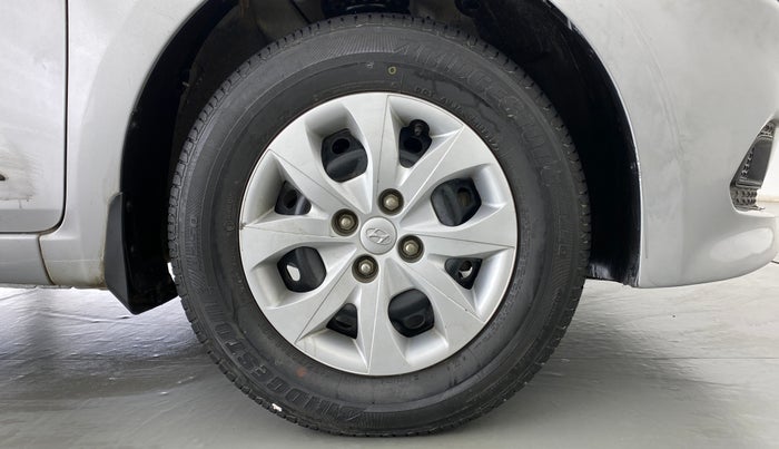 2017 Hyundai Elite i20 Magna Executive 1.2, Petrol, Manual, 17,698 km, Right Front Wheel