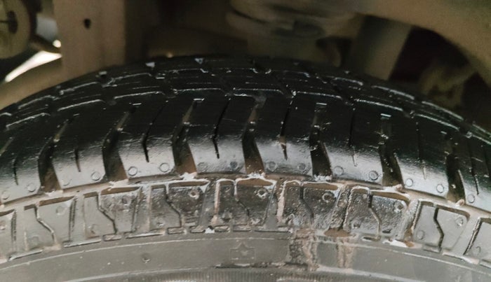 2016 Maruti Alto 800 LXI, Petrol, Manual, 38,372 km, Right Rear Tyre Tread