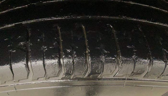 2020 Maruti Vitara Brezza ZXI, Petrol, Manual, 81,369 km, Right Front Tyre Tread