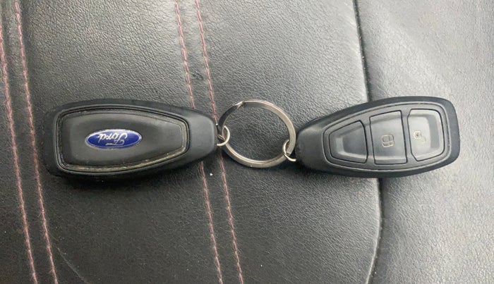 2013 Ford Ecosport TITANIUM 1.5L DIESEL, Diesel, Manual, 1,25,145 km, Key Close Up