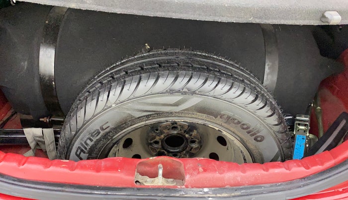 2018 Hyundai Eon SPORTZ, CNG, Manual, 51,218 km, Spare Tyre