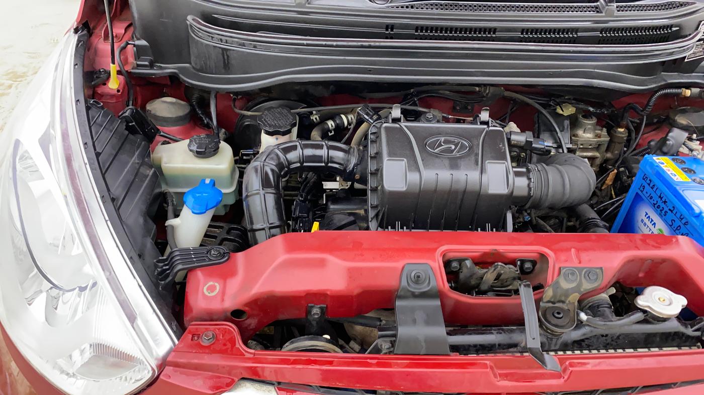 2018 Hyundai Eon SPORTZ, CNG, Manual, 51,407 km, Engine View - Right