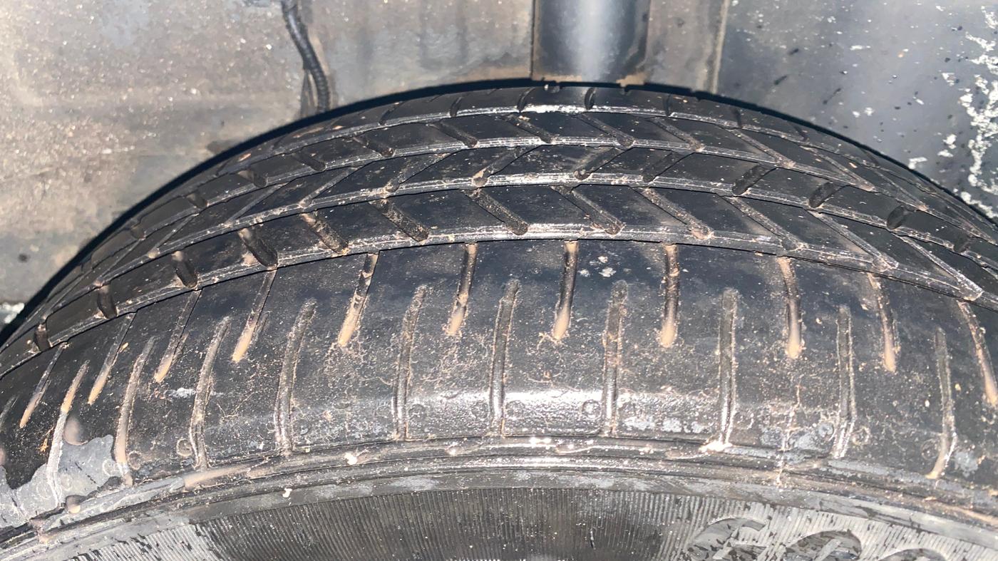 2021 Tata ALTROZ XM PLUS PETROL, Petrol, Manual, 65,950 km, Left Rear Tyre Tread