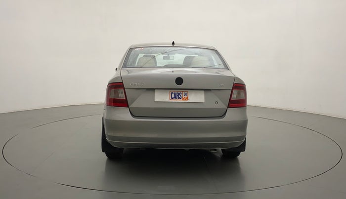 2012 Skoda Rapid ELEGANCE 1.6 TDI CR MT, Diesel, Manual, 92,073 km, Back/Rear