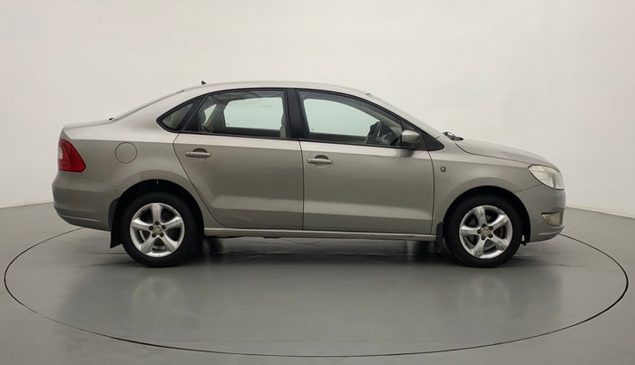 2012 Skoda Rapid ELEGANCE 1.6 TDI CR MT, Diesel, Manual, 92,073 km, Right Side
