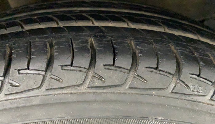 2018 Maruti Baleno DELTA PETROL 1.2, Petrol, Manual, 26,445 km, Right Rear Tyre Tread
