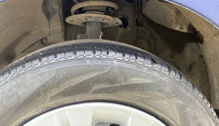 2021 Maruti Ertiga VXI CNG, CNG, Manual, 93,879 km, Left Front Tyre Tread