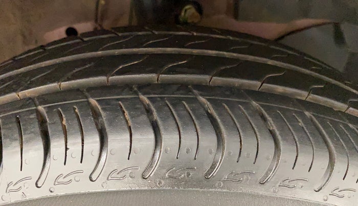 2023 Honda Amaze 1.2L I-VTEC VX CVT, Petrol, Automatic, 10,946 km, Right Front Tyre Tread