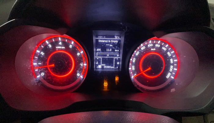 2021 Mahindra XUV300 W8 (O) 1.2 PETROL, Petrol, Manual, 39,362 km, Odometer Image