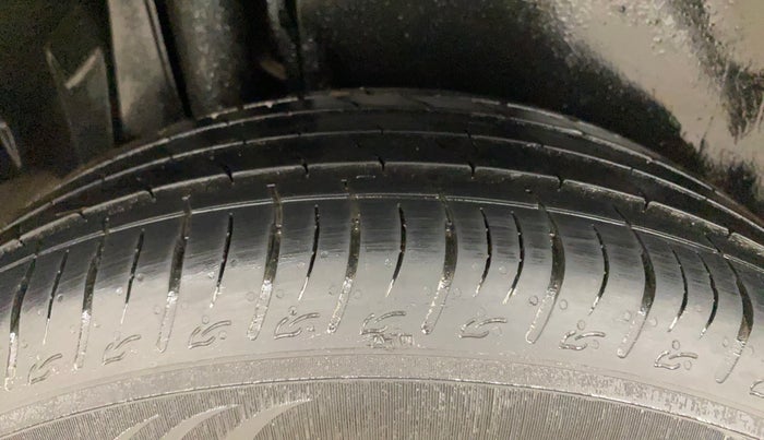 2024 Maruti BREZZA LXI, Petrol, Manual, 6,875 km, Right Rear Tyre Tread