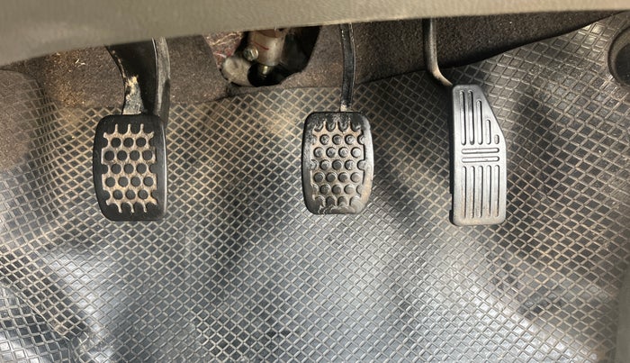 2012 Chevrolet Beat LS PETROL, Petrol, Manual, 66,905 km, Pedals