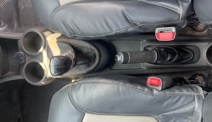 2012 Chevrolet Beat LS PETROL, Petrol, Manual, 66,905 km, Gear Lever