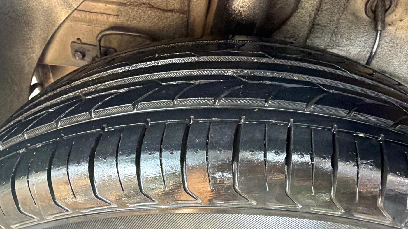 2018 Hyundai Elite i20 MAGNA EXECUTIVE CVT, Petrol, Automatic, 78,934 km, Right Rear Tyre Tread