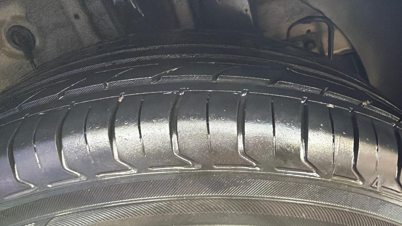 2018 Hyundai Elite i20 MAGNA EXECUTIVE CVT, Petrol, Automatic, 78,934 km, Left Rear Tyre Tread