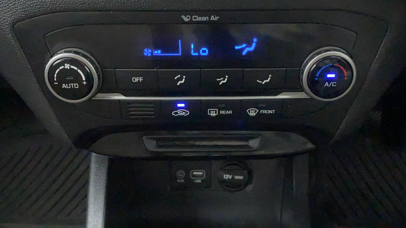 2016 Hyundai Elite i20 SPORTZ 1.2, Petrol, Manual, 62,007 km, Automatic Climate Control