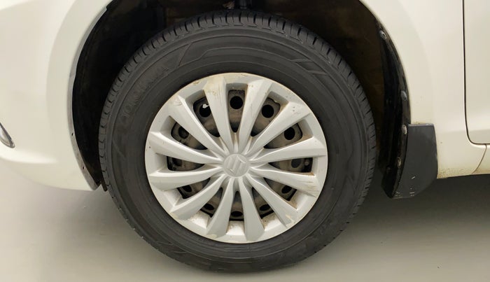 2015 Maruti Swift Dzire VXI, Petrol, Manual, 1,10,540 km, Left Front Wheel