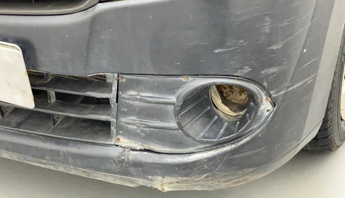 2011 Maruti Wagon R 1.0 LXI, Petrol, Manual, 60,784 km, Left fog light - Minor damage