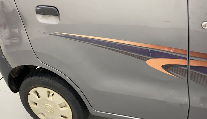 2011 Maruti Wagon R 1.0 LXI, Petrol, Manual, 60,784 km, Right rear door - Minor scratches